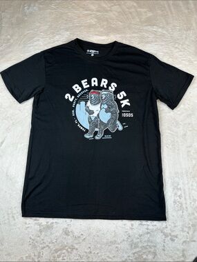 2 Bears 5K Tampa 2025 Shirt Mens L Spartan Bert Kreischer Tom Segura Black Shirt